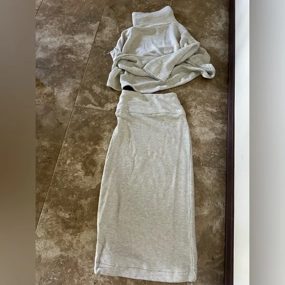 FREE PEOPLE X FREE-EST Oatmeal Milly Cowl Neck Sweater and Skirt 2 PC SET NWT XS - Picture 6 of 6